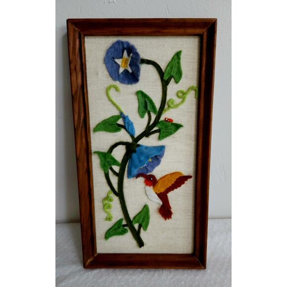 Vintage Felt Flower Art Blue Flower Green Leaves And Hummingbird 10.76 X 5.75" - Picture 1 of 4